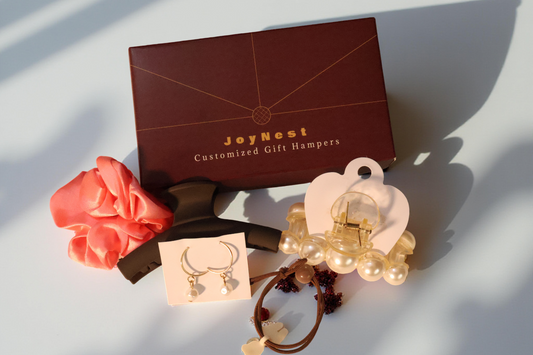 Elegant Pearl & Accessory Gift Box
